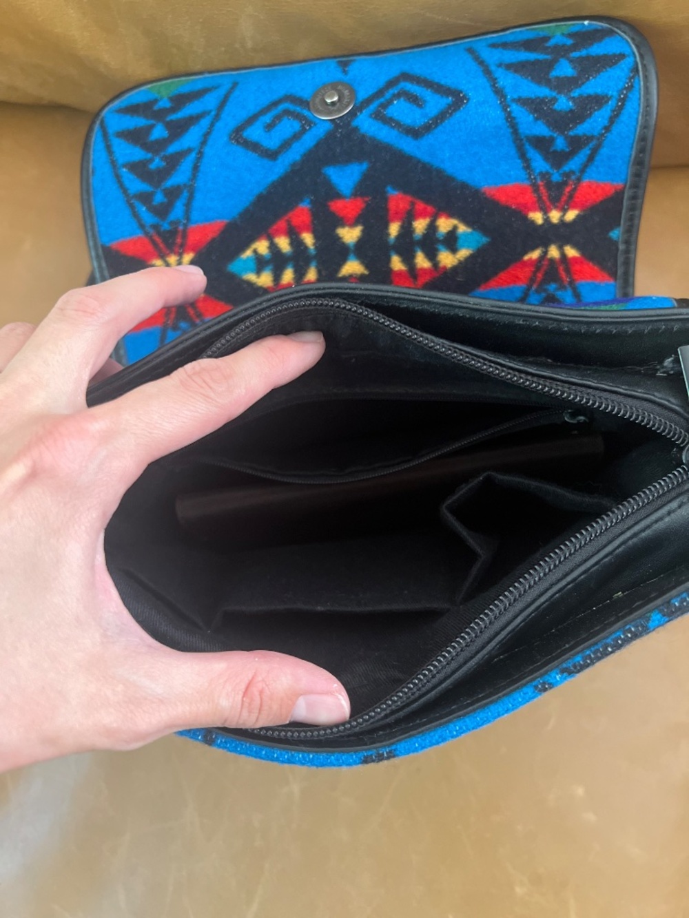 Pendleton Purse - Picture 4 of 4